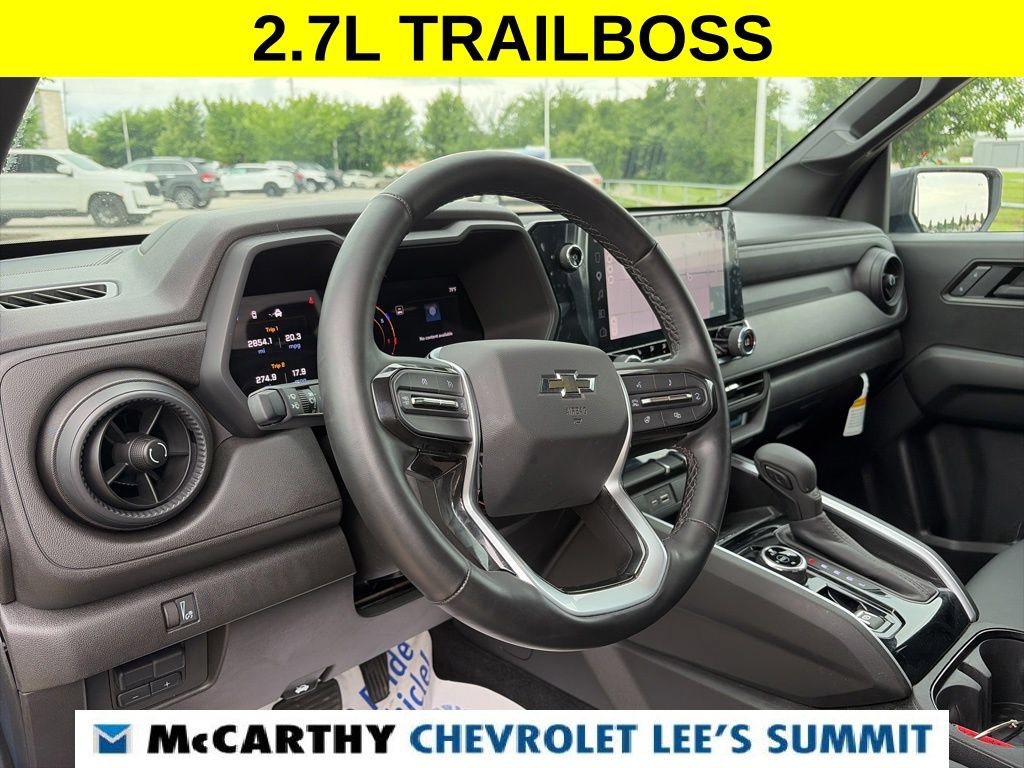 Used 2025 Chevrolet Colorado Trail Boss AWD/4WD image 53