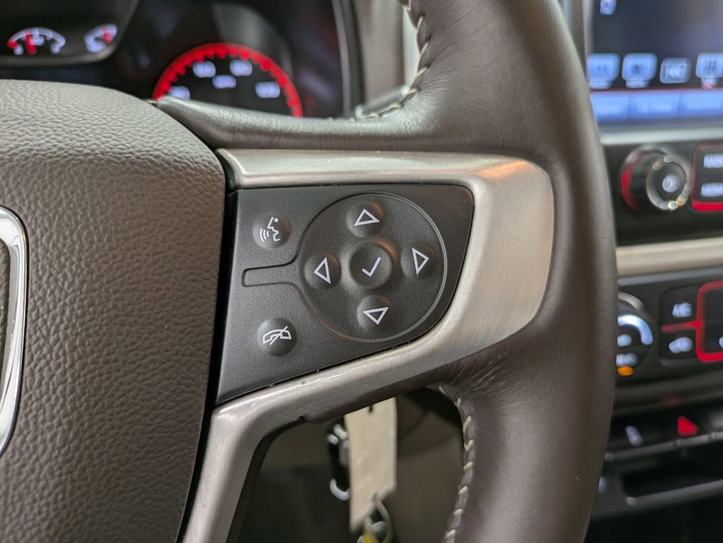 Used 2016 GMC Canyon SLT w/ Driver Alert Package AWD/4WD image 18