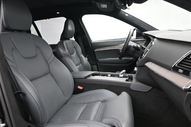 Used 2024 Volvo XC90 B6 Ultimate w/ Lounge Package AWD/4WD image 36