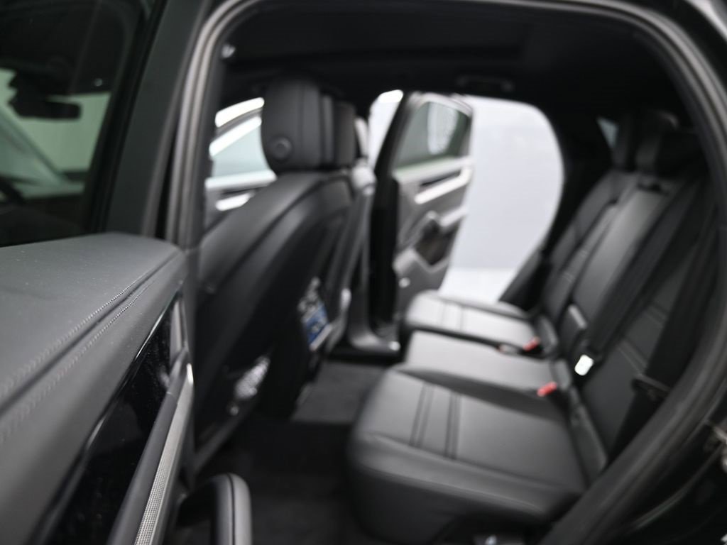 New 2026 Porsche Cayenne Coupe image 20