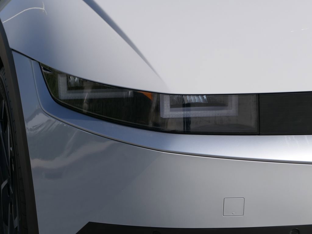 Certified 2024 Hyundai Ioniq 5 SEL RWD image 9