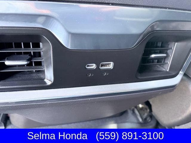 Used 2023 GMC Sierra 1500 SLT w/ SLT Premium Package AWD/4WD image 9