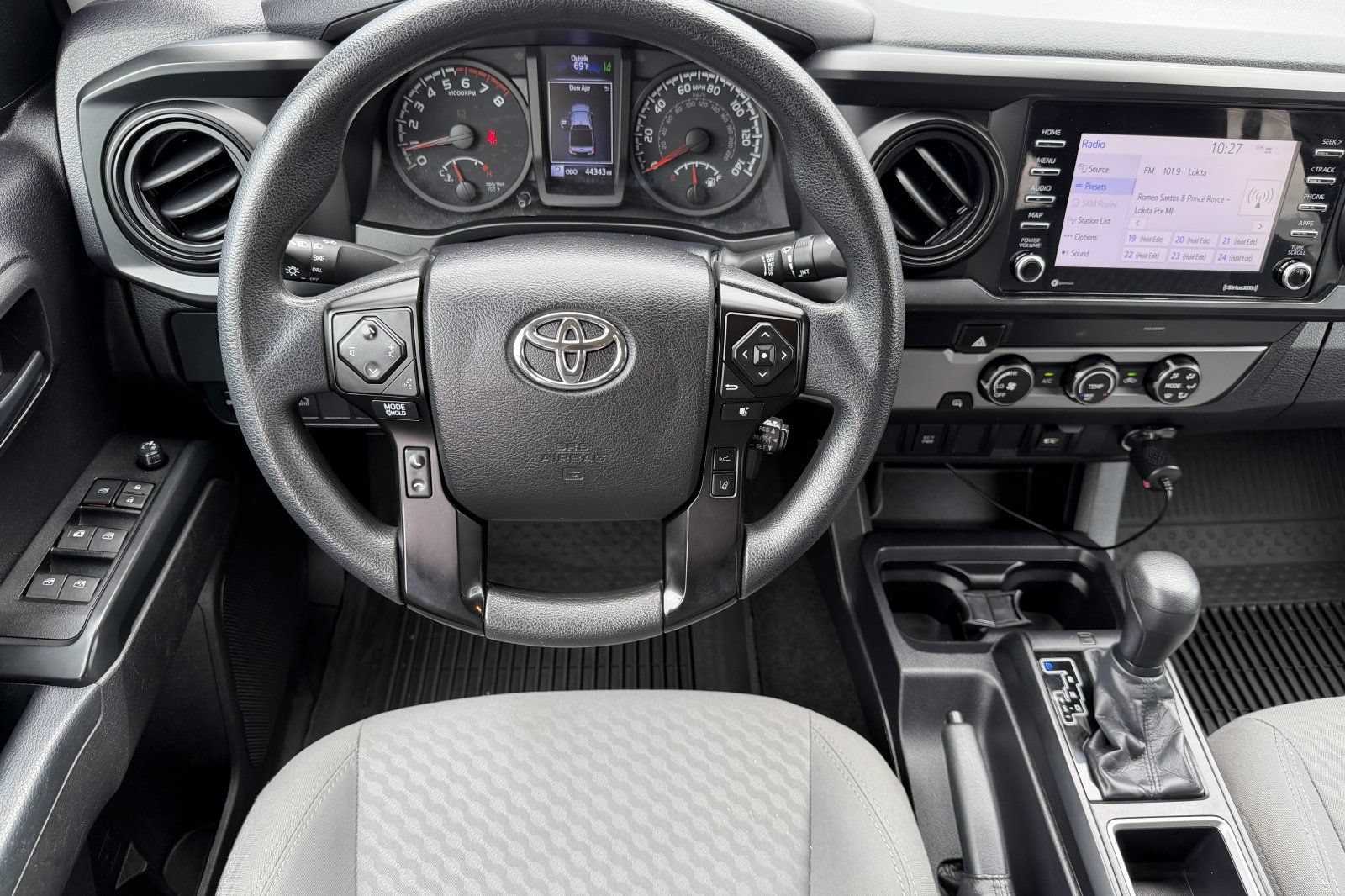 Used 2021 Toyota Tacoma SR RWD image 13