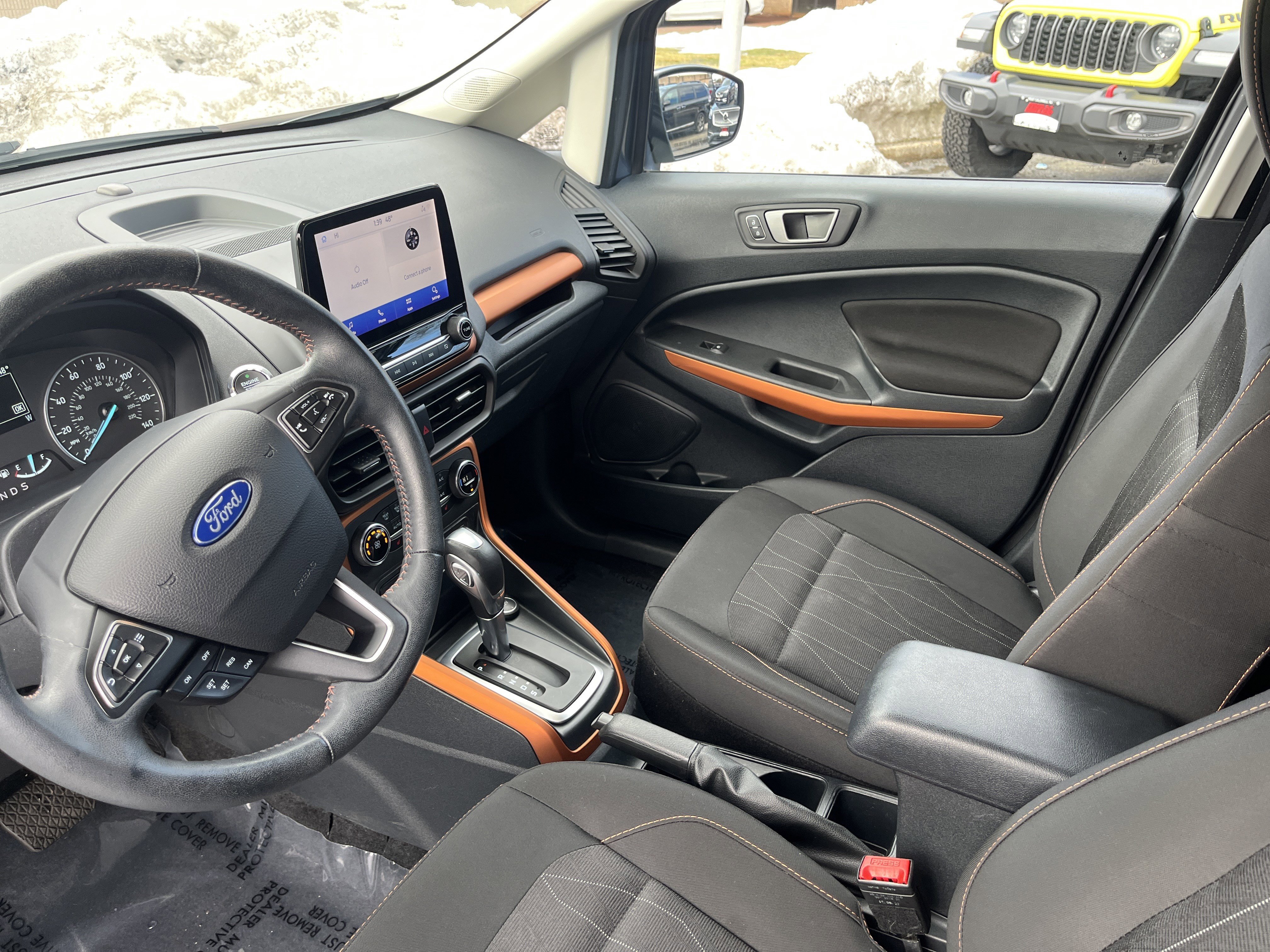Used 2021 Ford EcoSport SE w/ SE Appearance Package image 16