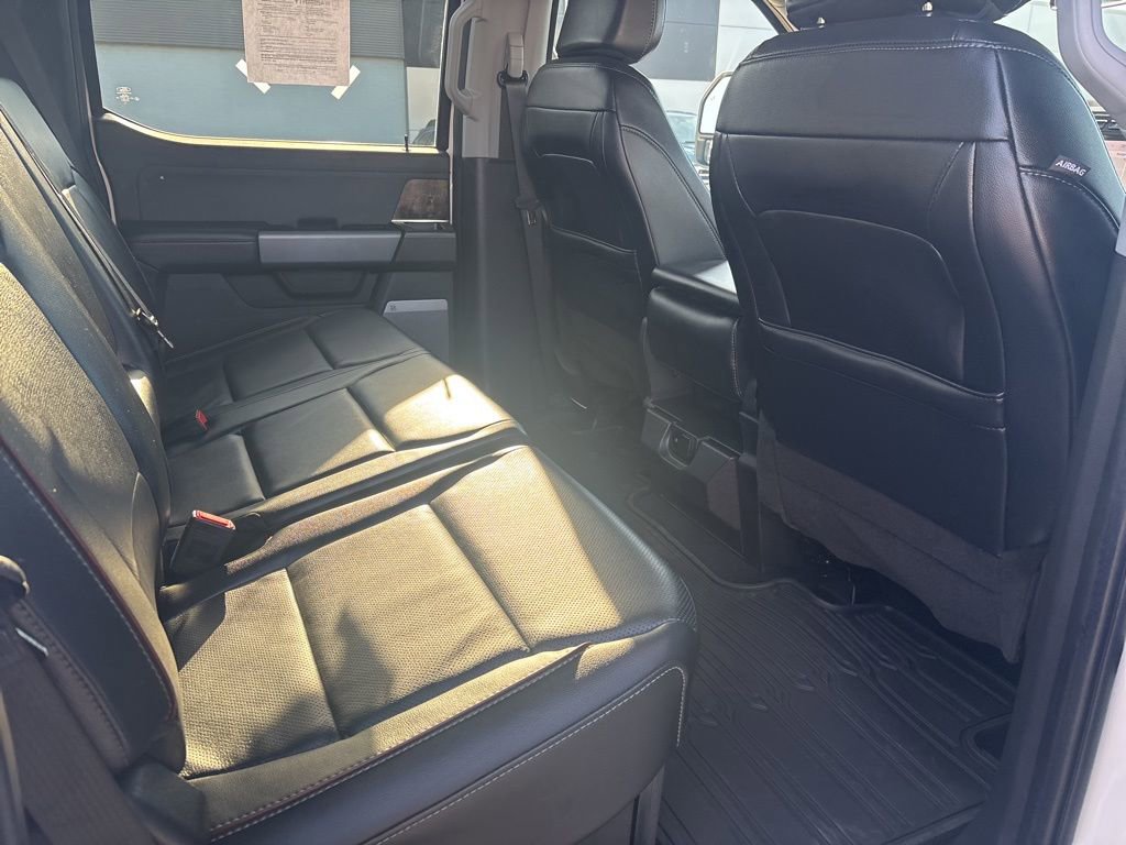 Used 2024 Ford F350 Lariat w/ Chrome Package AWD/4WD image 19