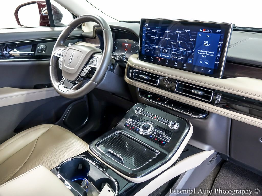 Used 2022 Lincoln Nautilus Reserve image 27