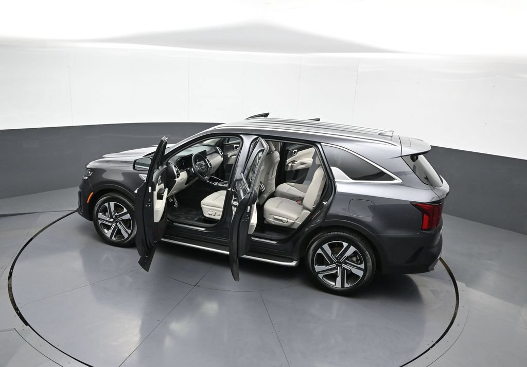 Certified 2023 Kia Sorento SX Prestige AWD/4WD image 46