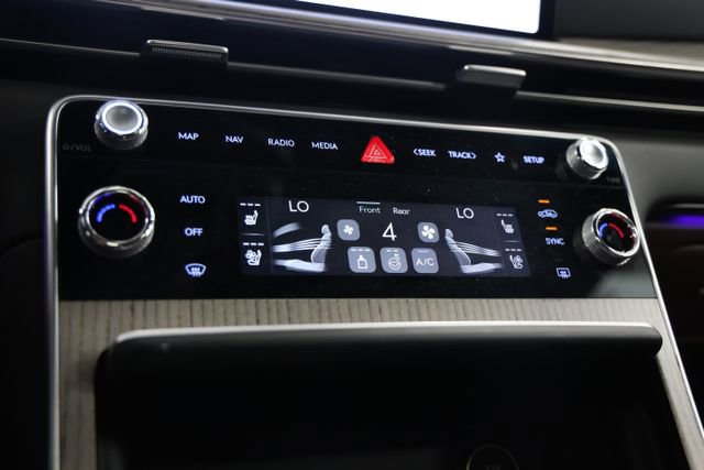 Used 2025 Genesis GV80 3.5T Prestige AWD/4WD image 29