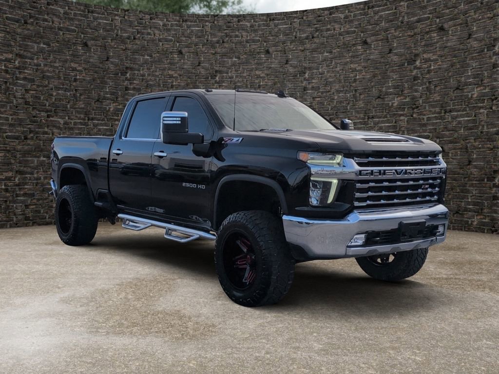 Used 2023 Chevrolet Silverado 2500 LTZ AWD/4WD image 2