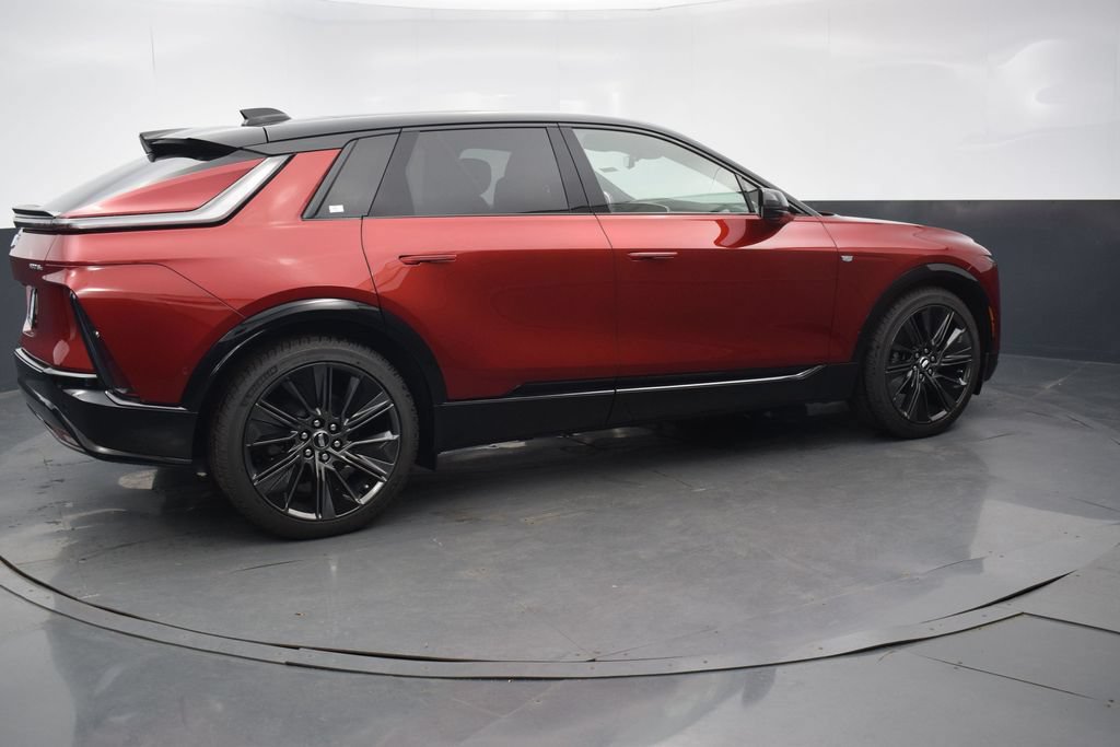 New 2026 Cadillac Lyriq Signature Sport w/ Nappa Leather Package AWD/4WD image 6