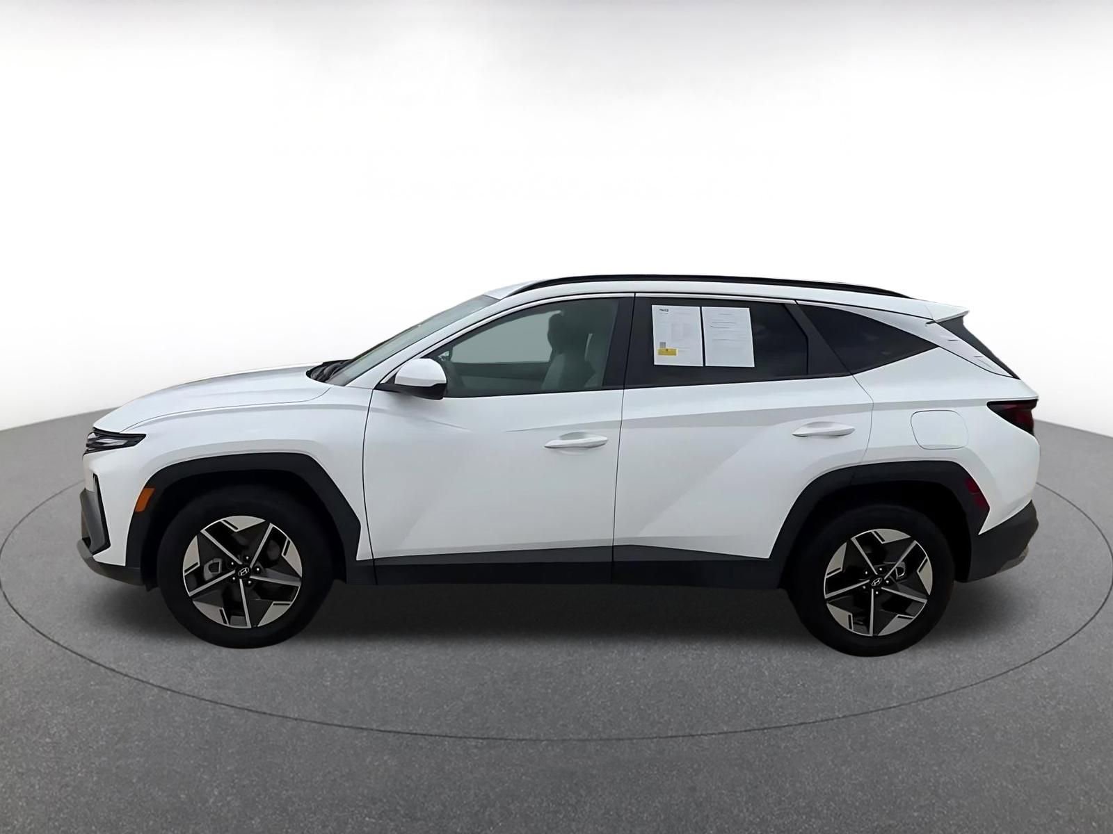 Used 2025 Hyundai Tucson SEL AWD/4WD image 9