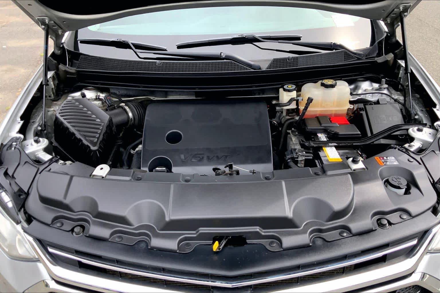 Used 2021 Chevrolet Traverse LT AWD/4WD image 32