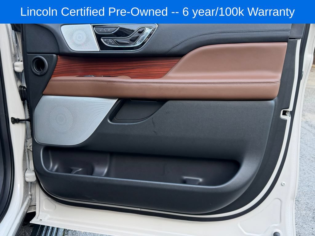 Used 2024 Lincoln Navigator Reserve AWD/4WD image 10