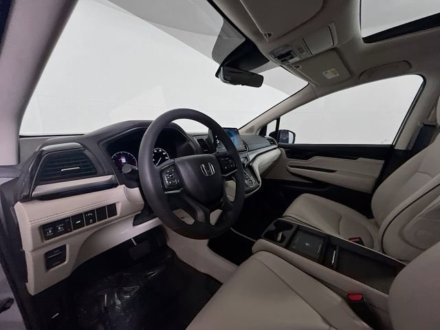 Certified 2026 Honda Odyssey Touring image 17