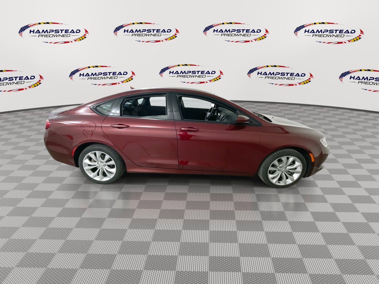 Used 2015 Chrysler 200 S w/ Navigation & Sound Group I image 9