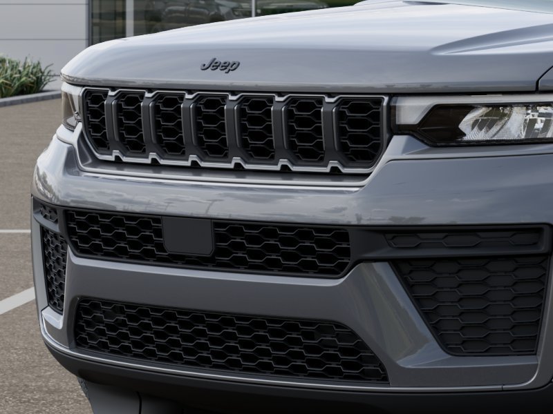 New 2027 Jeep Grand Cherokee 4WD image 11