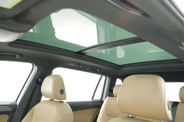 Used 2024 Volkswagen Tiguan SE image 28