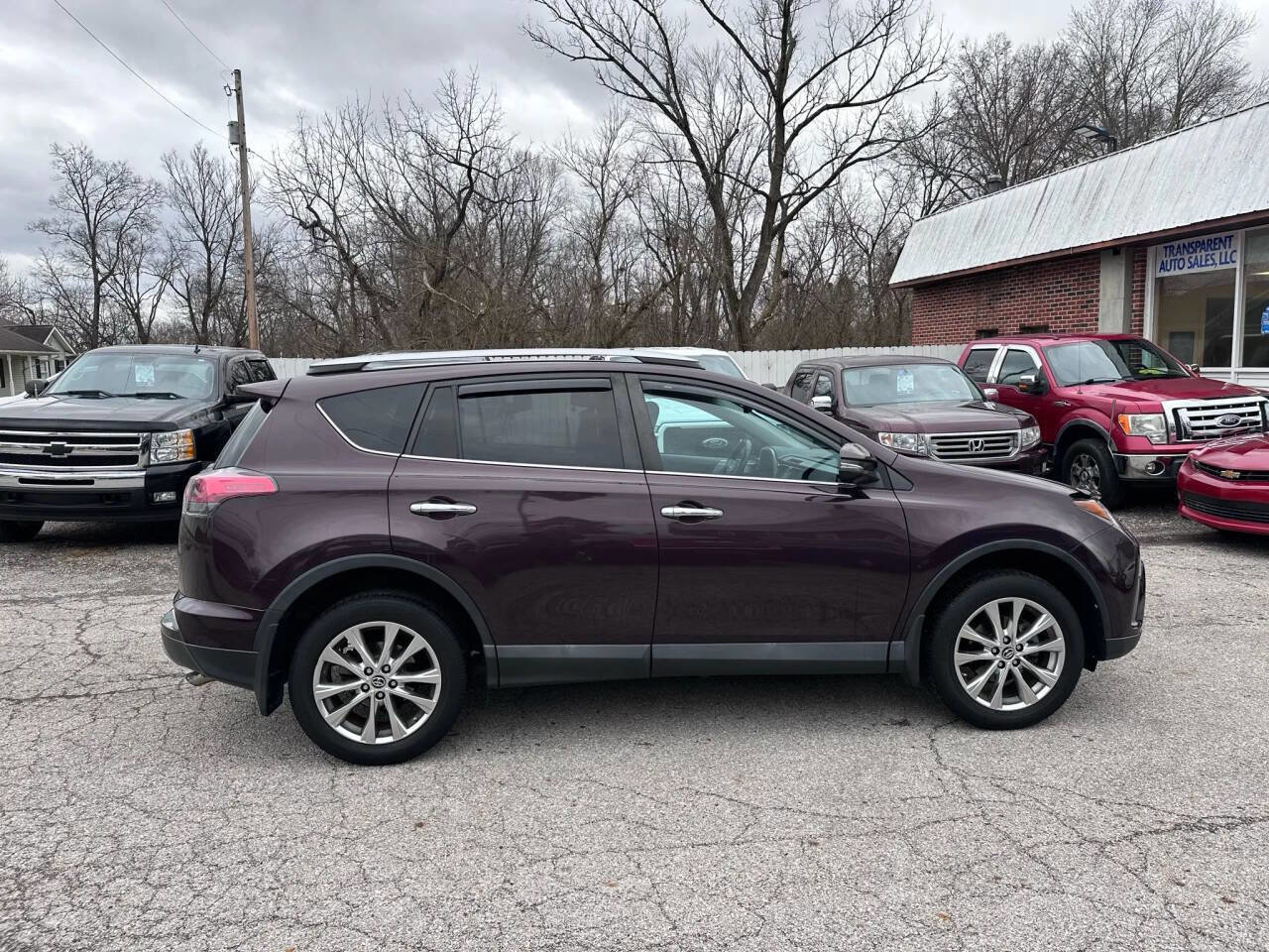 Used 2018 Toyota RAV4 Limited image 4
