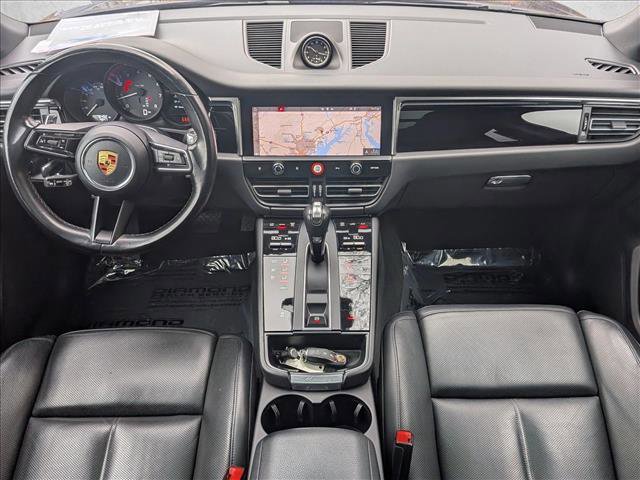 Used 2023 Porsche Macan image 19
