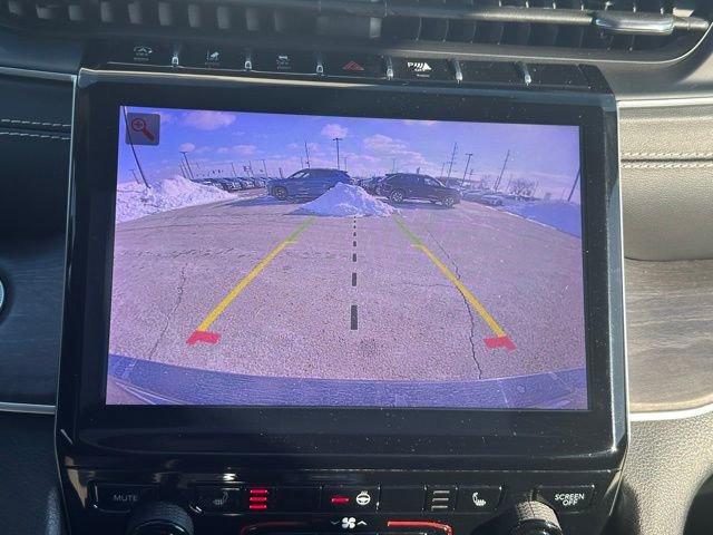 Used 2023 Jeep Grand Cherokee L Limited image 24