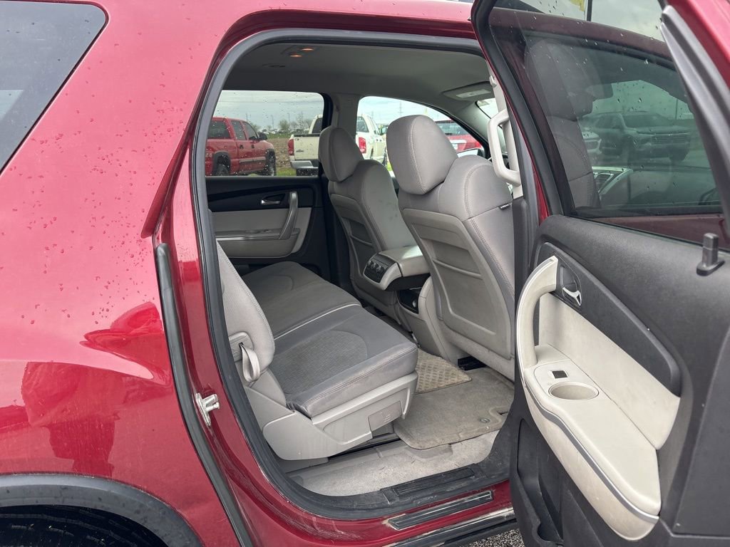 Used 2010 GMC Acadia SLE image 14