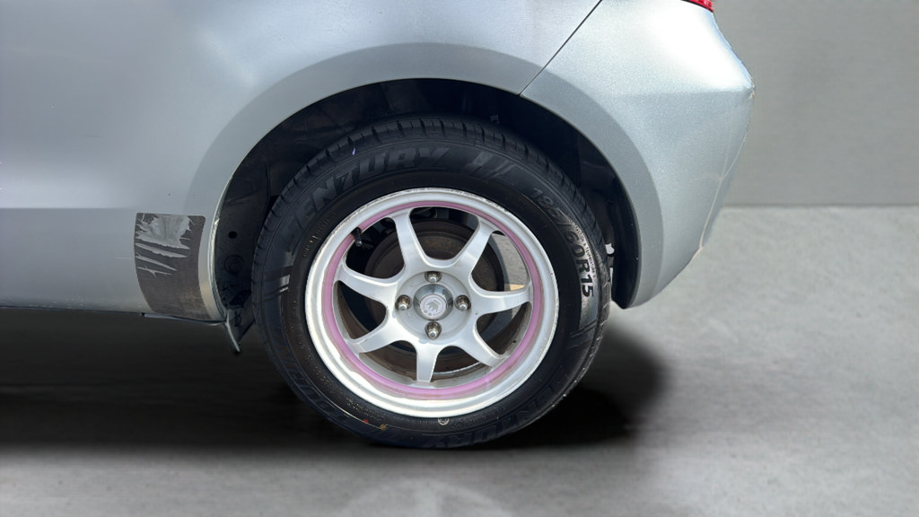 Used 2008 Toyota Yaris 2-Door Hatchback FWD image 18