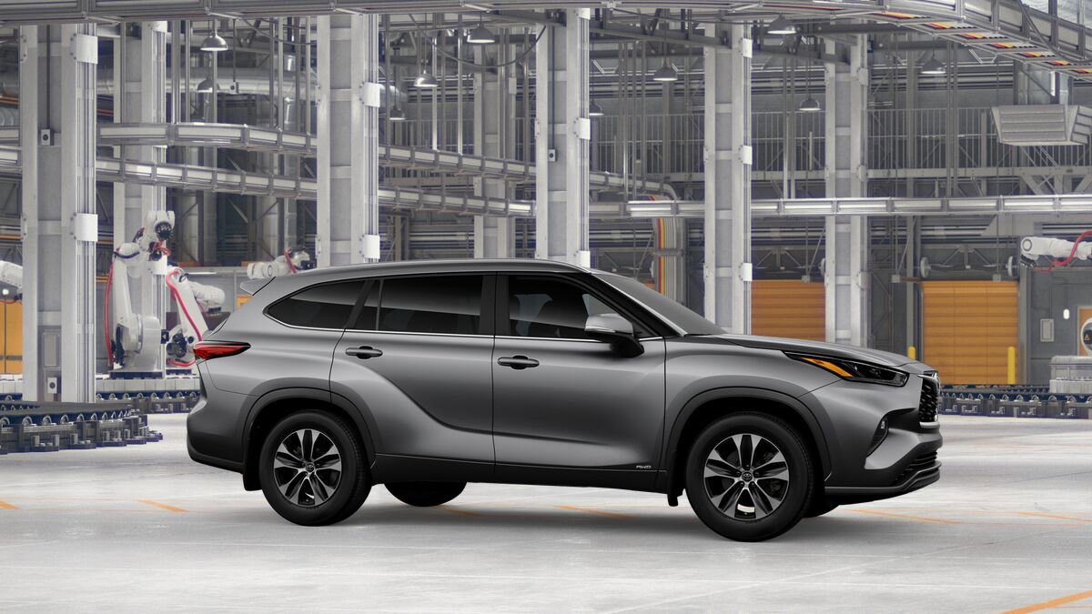 New 2026 Toyota Highlander XLE image 13