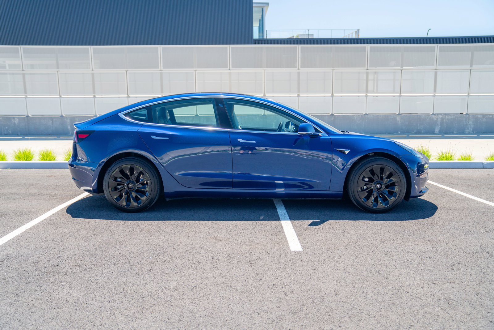 Used 2019 Tesla Model 3 Long Range AWD/4WD image 8