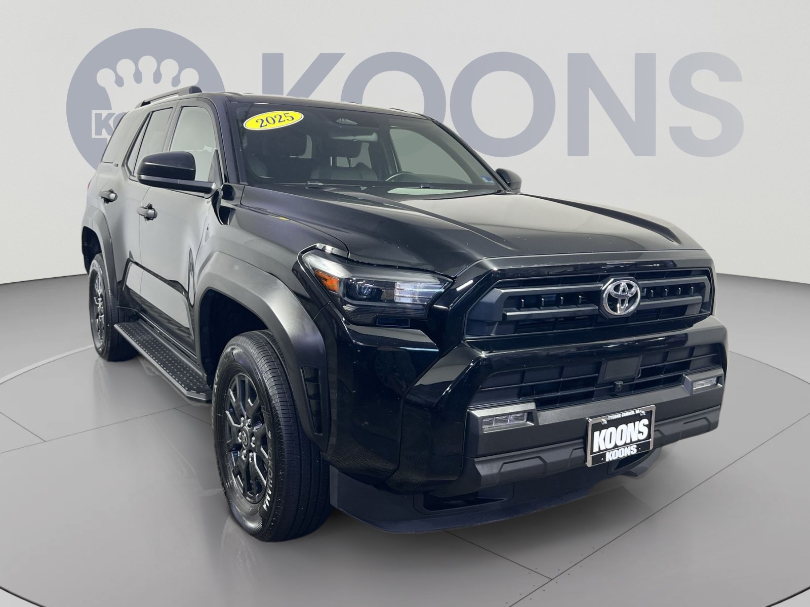 Used 2025 Toyota 4Runner SR5 AWD/4WD image 10