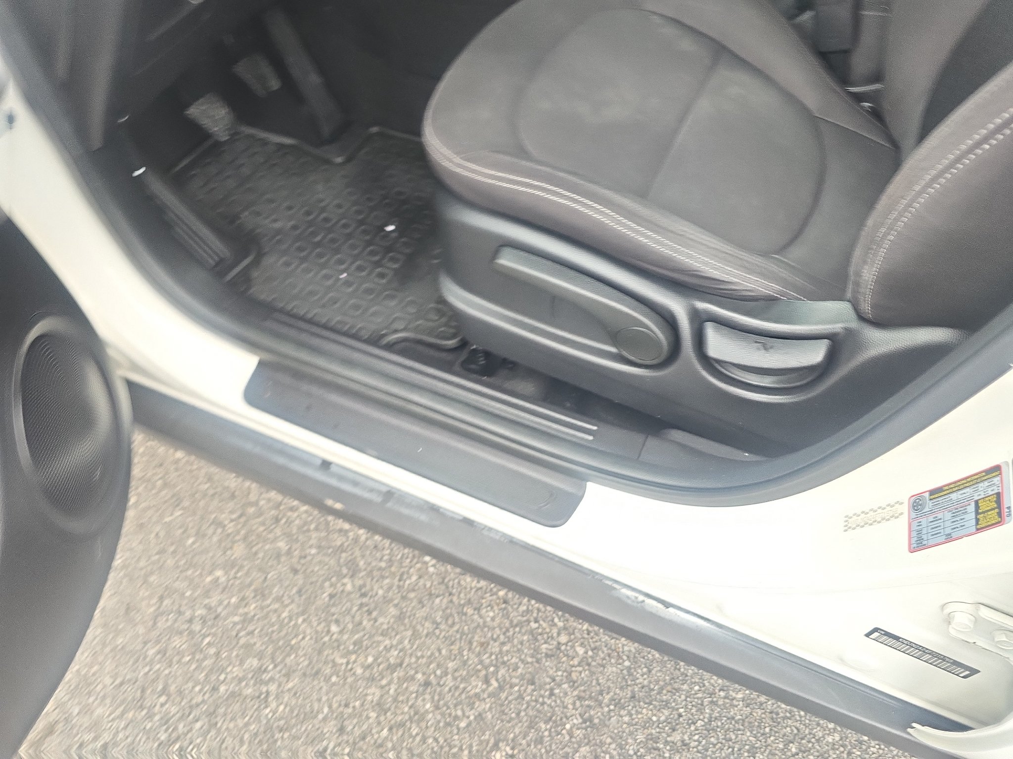 Used 2015 Kia Soul FWD image 14