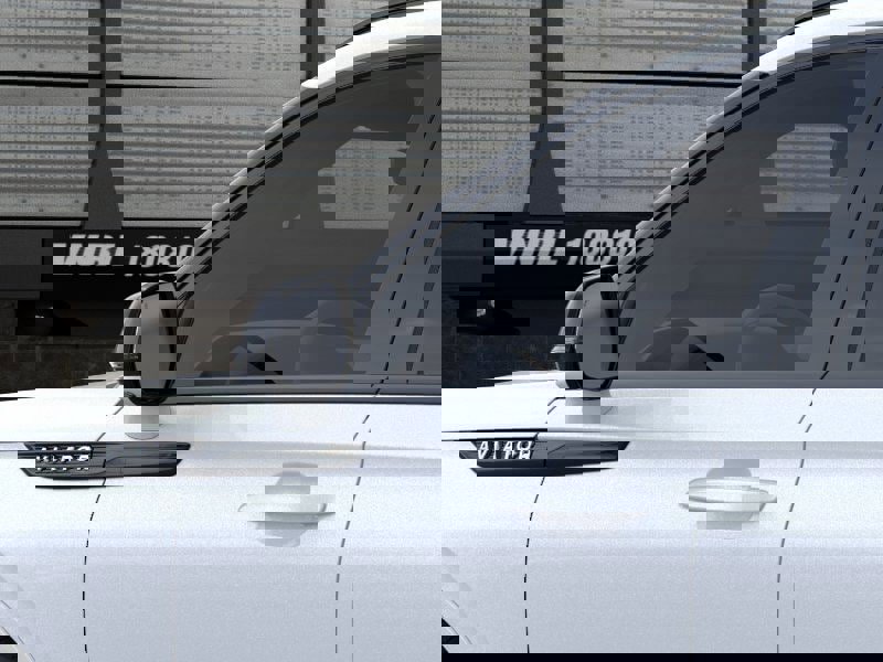 New 2026 Lincoln Aviator AWD w/ Jet Appearance Package image 20