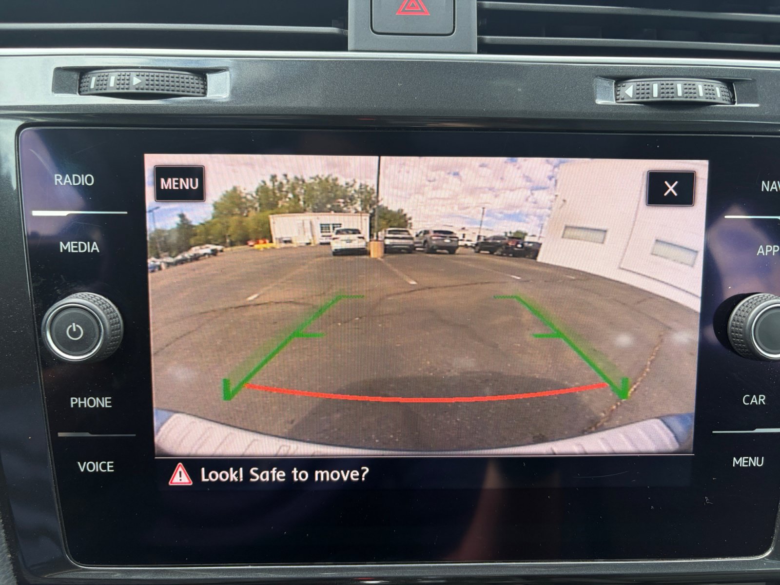 Used 2019 Volkswagen Golf Alltrack AWD/4WD image 29