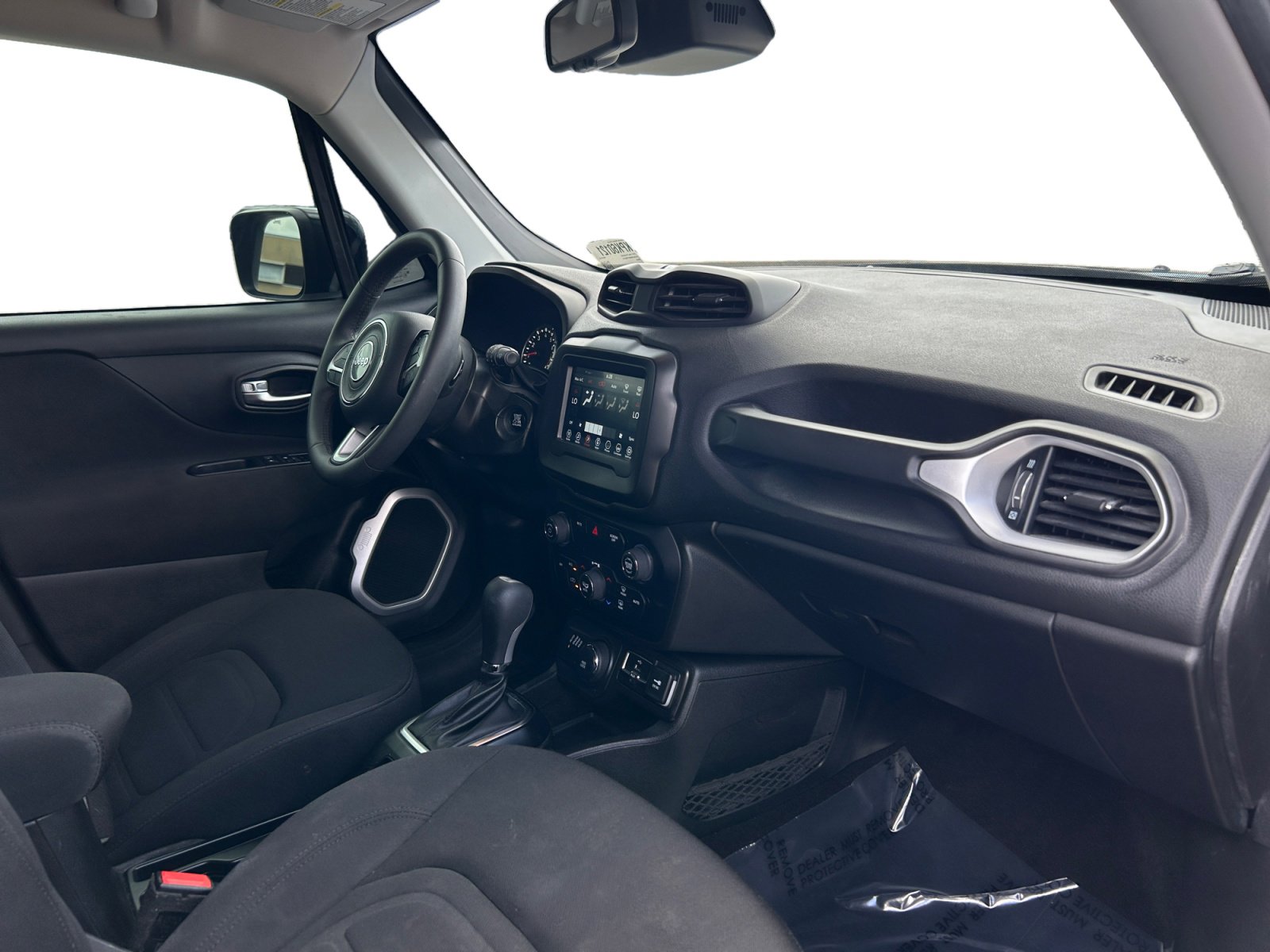 Used 2019 Jeep Renegade Latitude w/ Popular Equipment Group AWD/4WD image 14