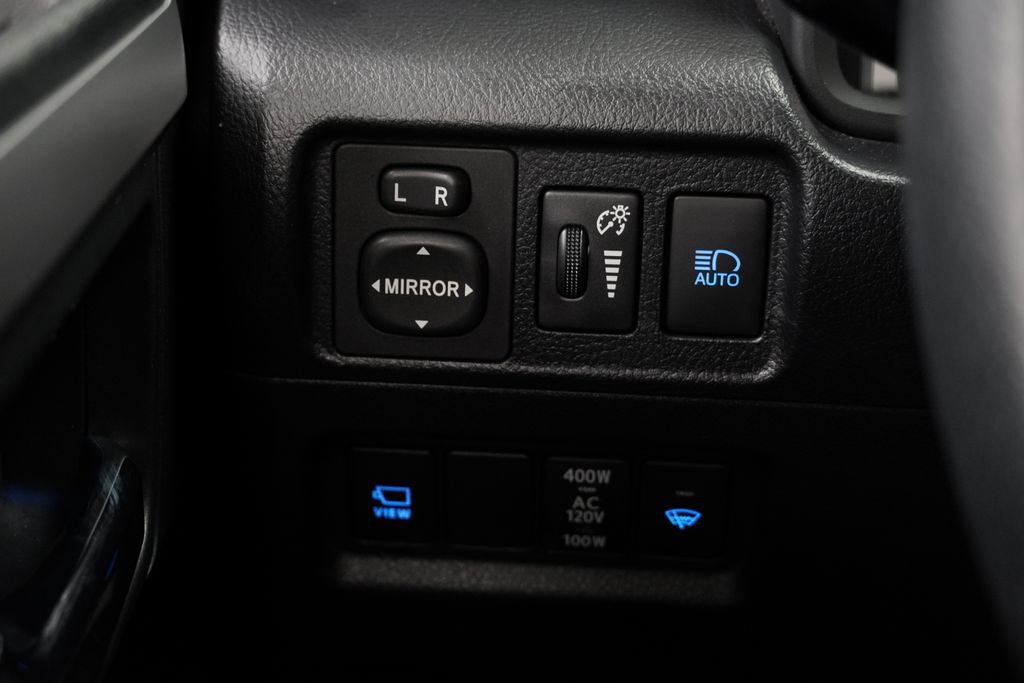 Used 2022 Toyota 4Runner Limited AWD/4WD image 42