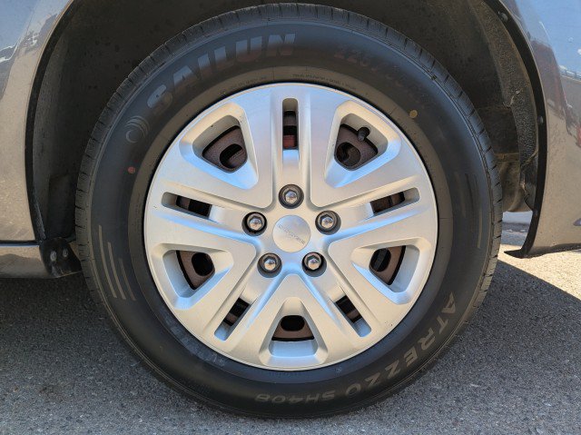 Used 2018 Dodge Grand Caravan SE w/ UConnect Hands-Free Group FWD image 24