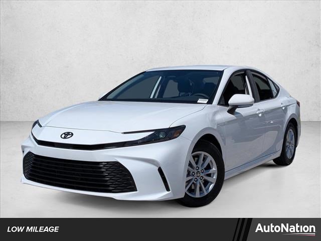 Used 2026 Toyota Camry LE image 1