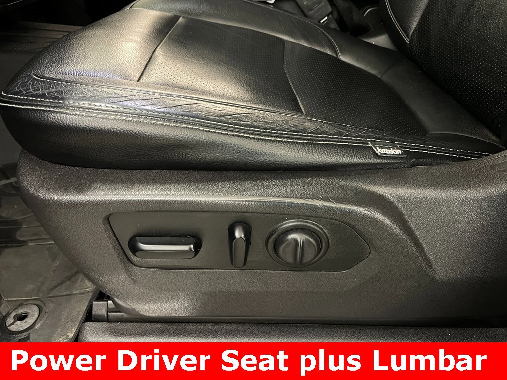 Used 2019 Chevrolet Silverado 1500 LT w/ Texas Edition image 10