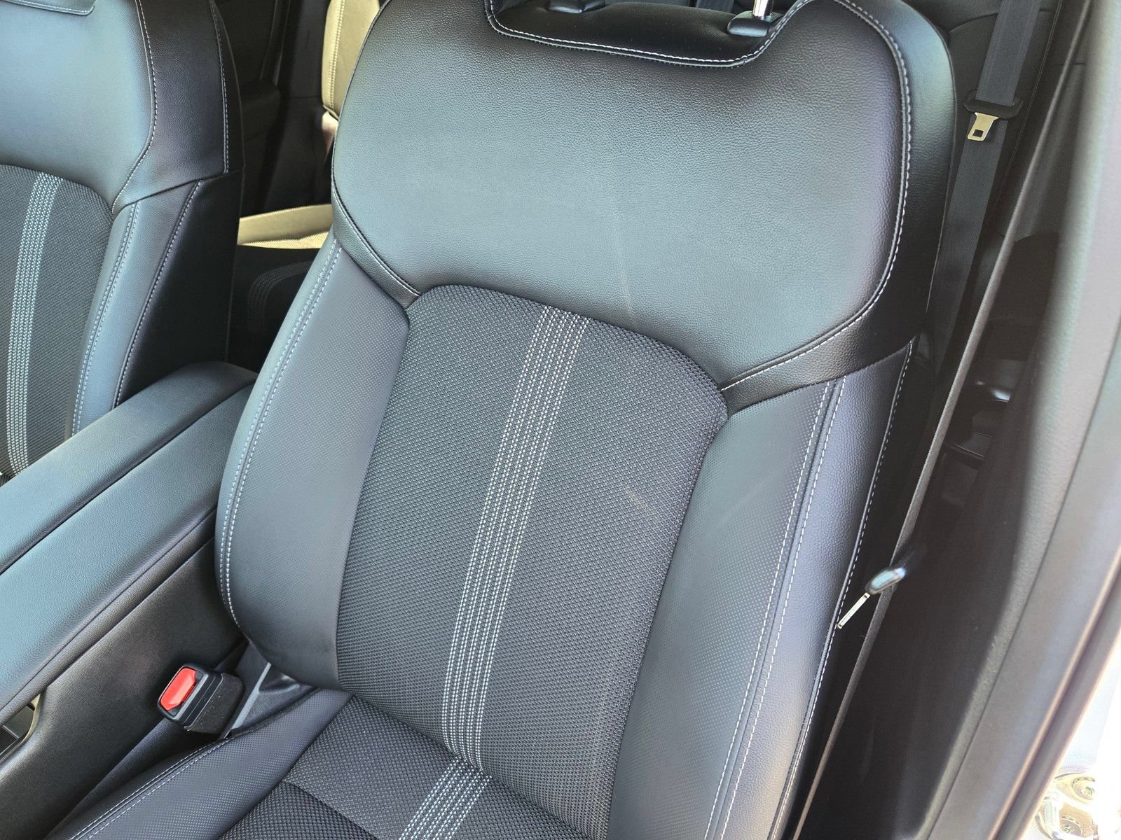 Certified 2025 MAZDA CX-50 AWD 2.5 S w/ Cargo Package image 20