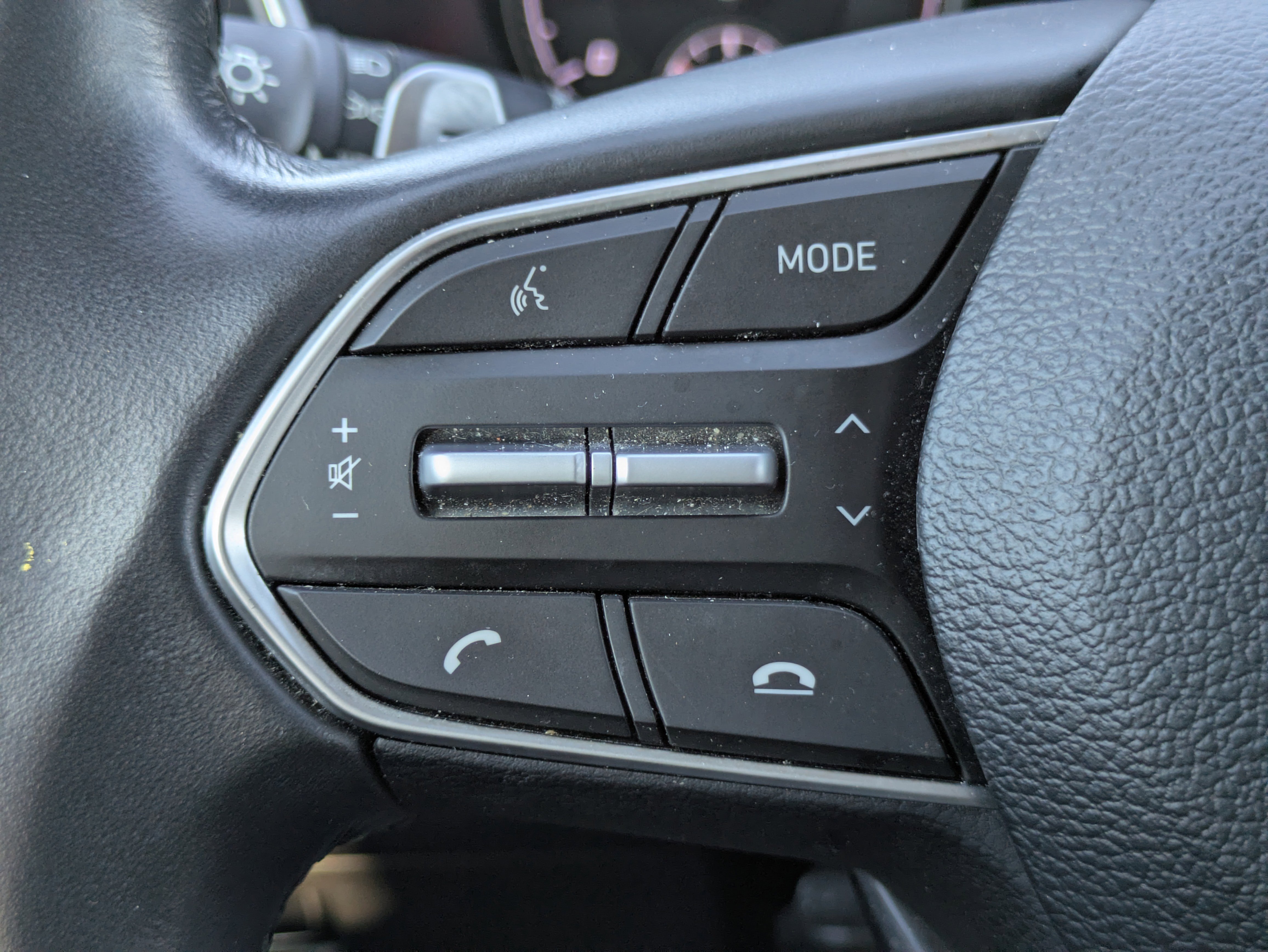 Used 2023 Hyundai Santa Fe SEL image 16