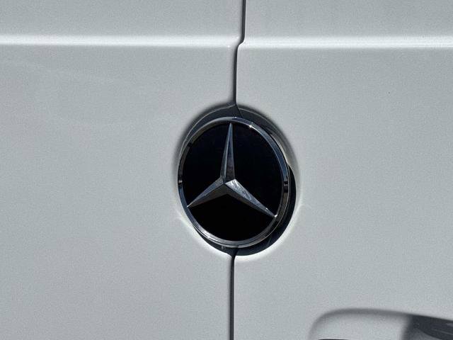 Used 2025 Mercedes-Benz Sprinter 2500 image 25