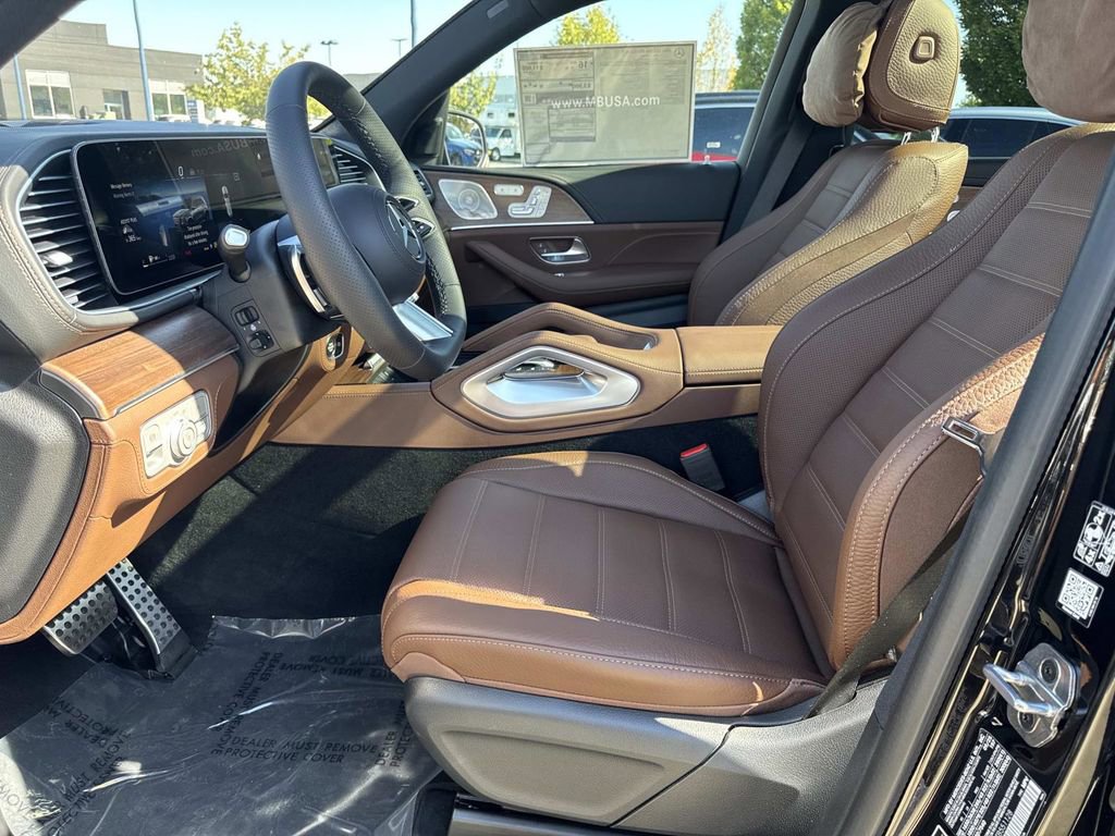 New 2026 Mercedes-Benz GLS 580 4MATIC image 20