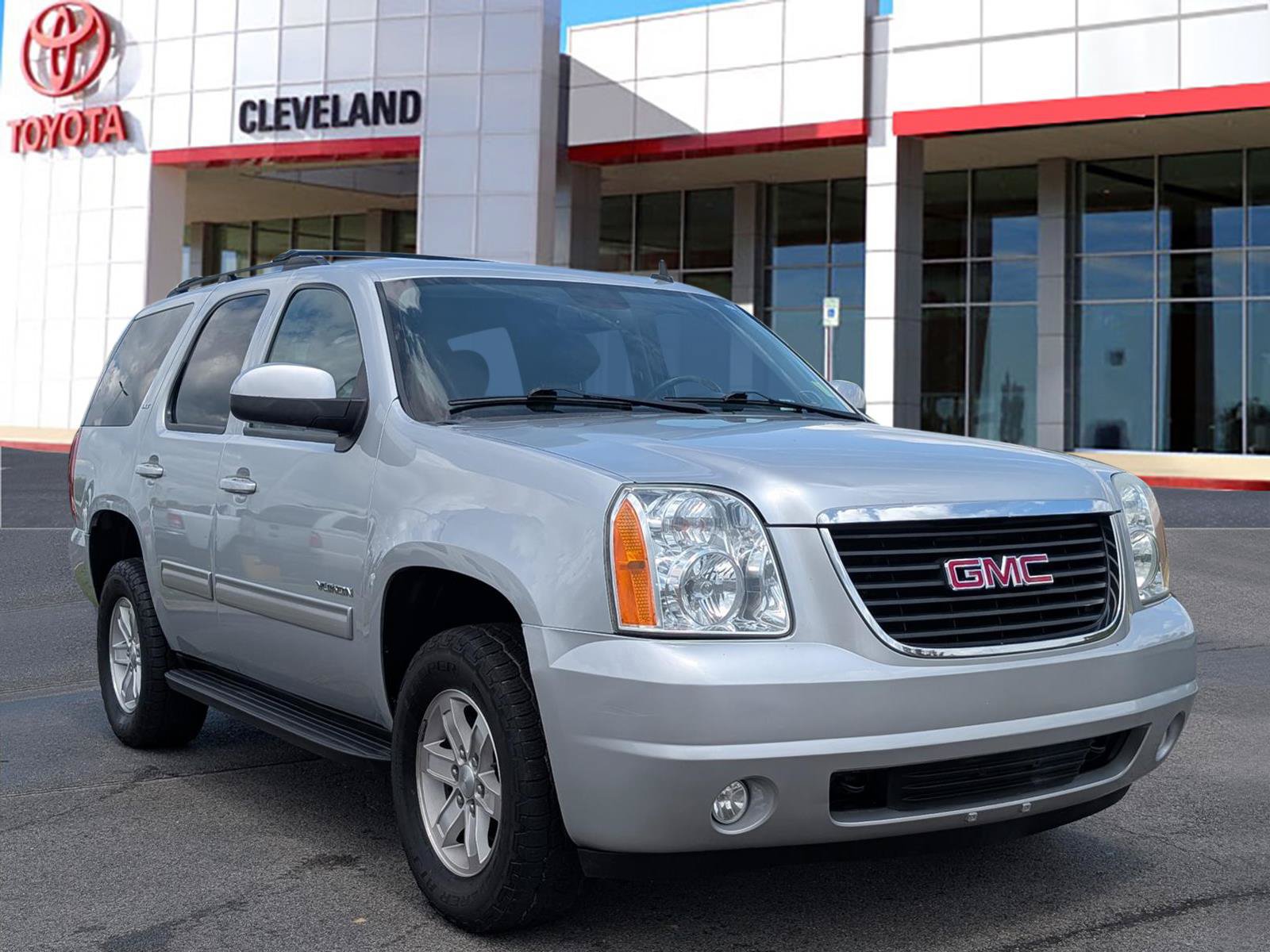 Used 2013 GMC Yukon SLT AWD/4WD video 2