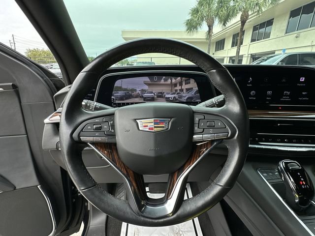 Used 2023 Cadillac Escalade Luxury image 22