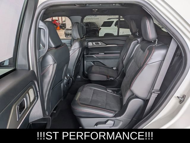 Used 2025 Ford Explorer ST image 19