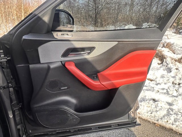 Used 2017 Jaguar F-PACE S image 18