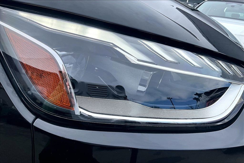 Used 2023 Audi A4 2.0T Premium image 32