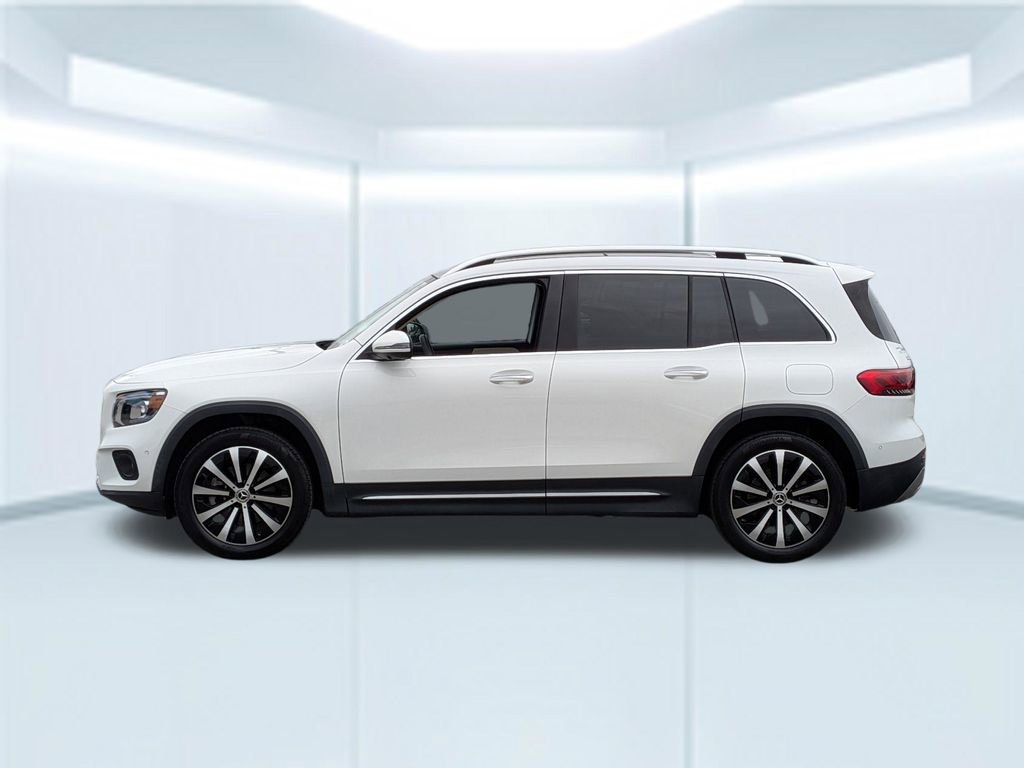 Used 2023 Mercedes-Benz GLB 250 video 2