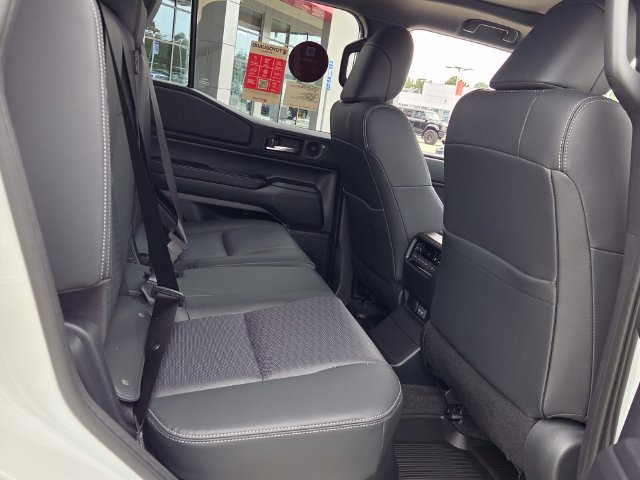 New 2027 Toyota Land Cruiser w/ Premium Package AWD/4WD image 15