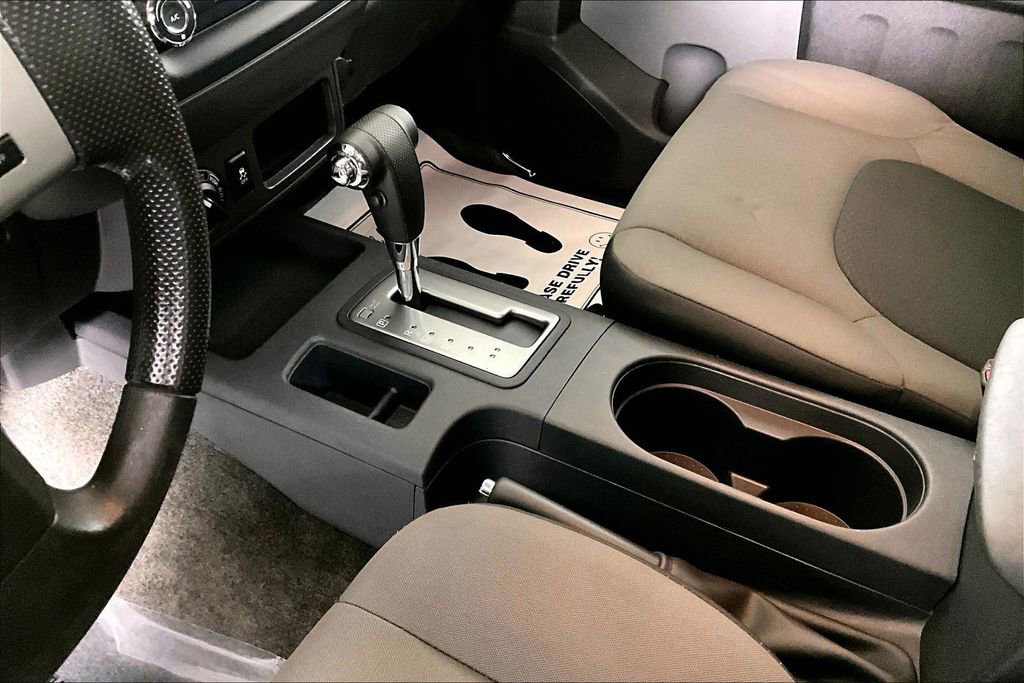 Used 2015 Nissan Xterra S image 17