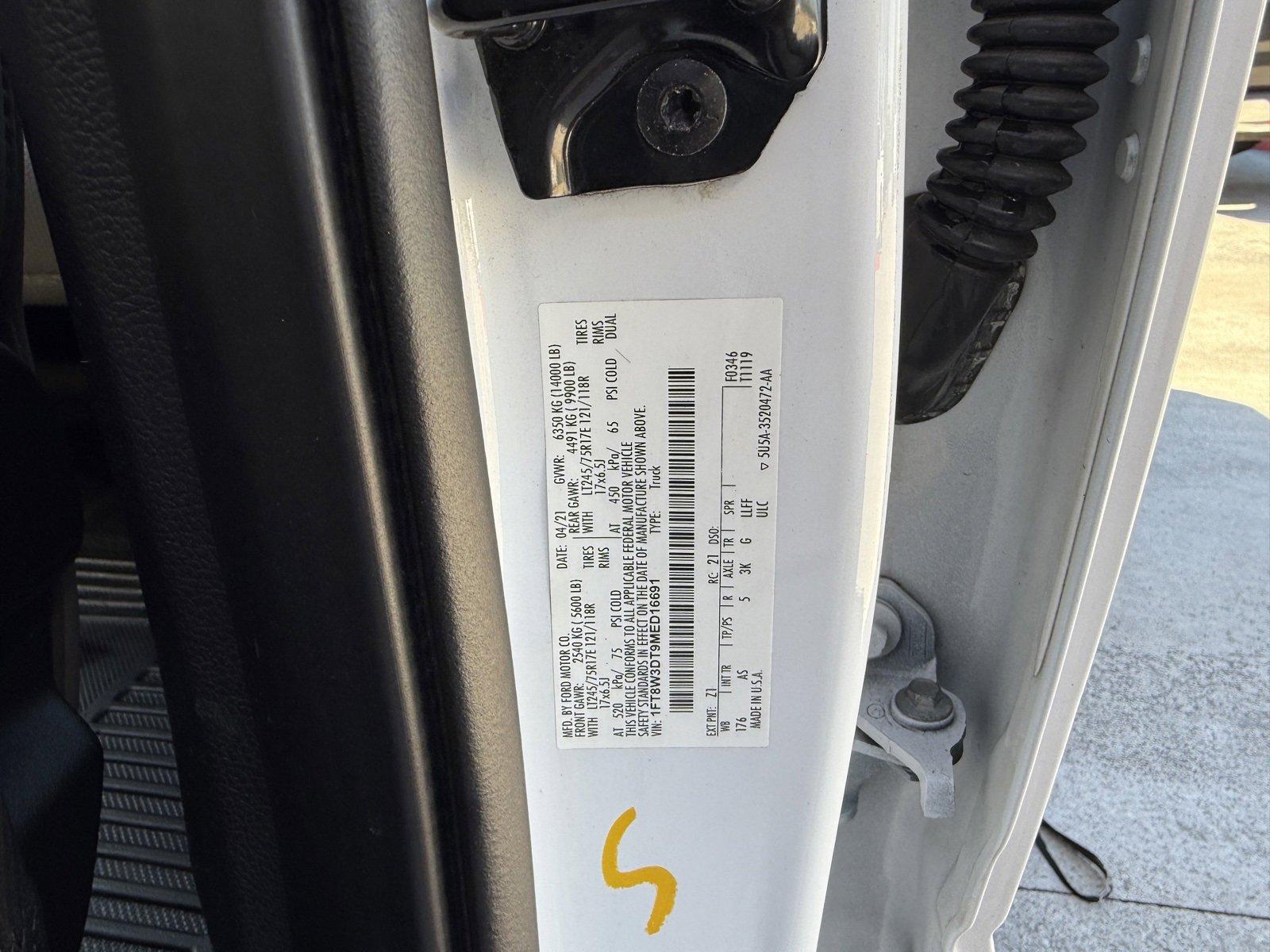 Used 2021 Ford F350 XL w/ Power Equipment Group image 23